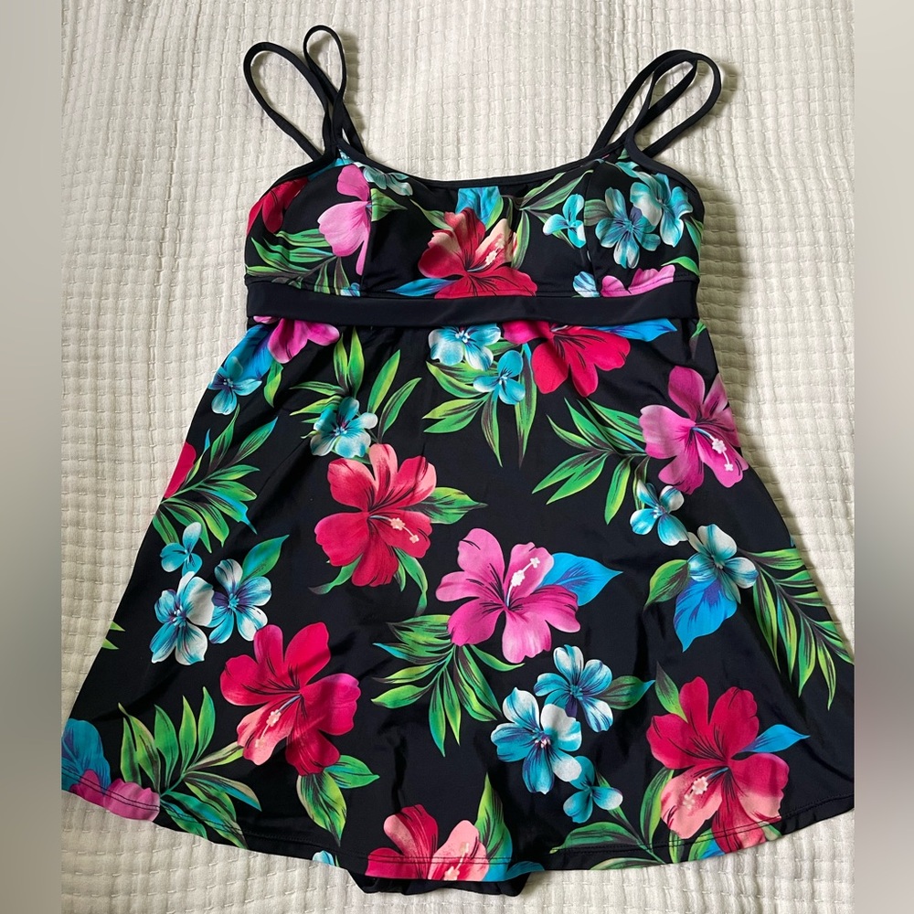 Main Stream Black and Pink One Piece Swimwear